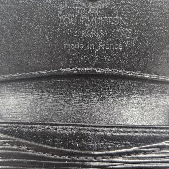 ❗SOLD❗Louis Vuitton Black Epi Compact Wallet - Picture 3 of 13